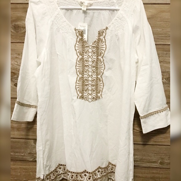 Krazy Kat Tops - NWT Krazy Kat XXL embroidered Boho white tunic